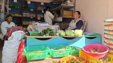 राजनीतिसँगै कृषिजन्य उत्पादनको व्यापारमा नेकपा नेतृ राई, भन्छिन्– नेताले पनि आयआर्जनका स्रोत बनाउनुपर्छ